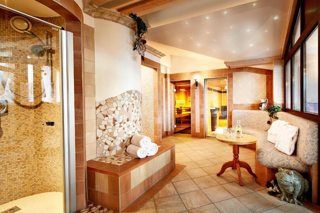 שטוהלפלדן Hotel Flatscher מראה חיצוני תמונה